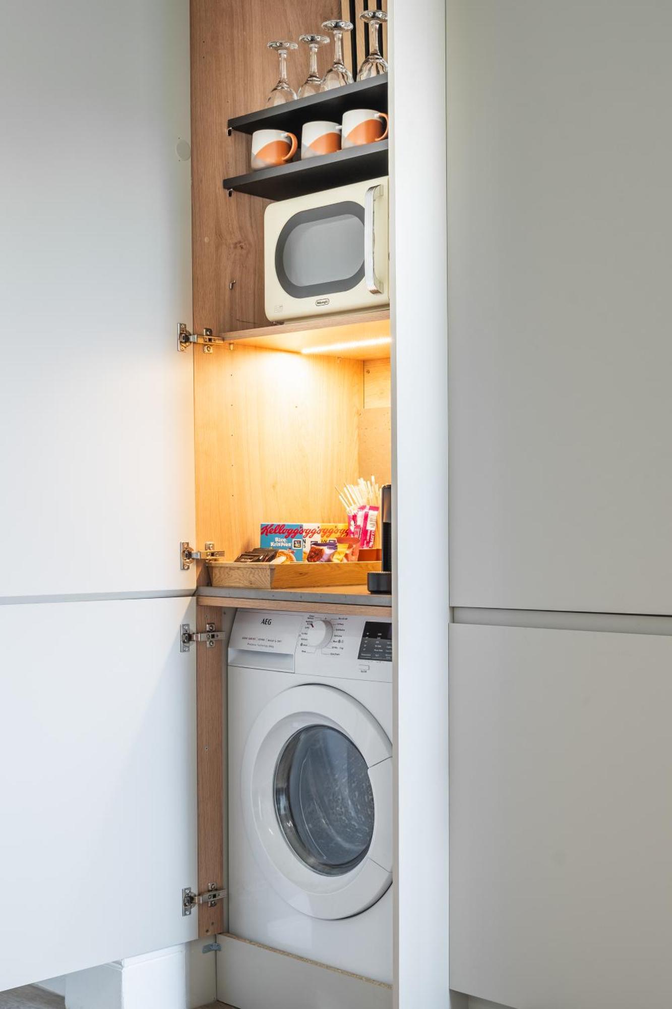 Newly Designed, 2Br Apt, 5Min From Northwood London Tube Station, Nato Hq, Ideal For Wembley, Warner Studio, Contractors Zewnętrze zdjęcie